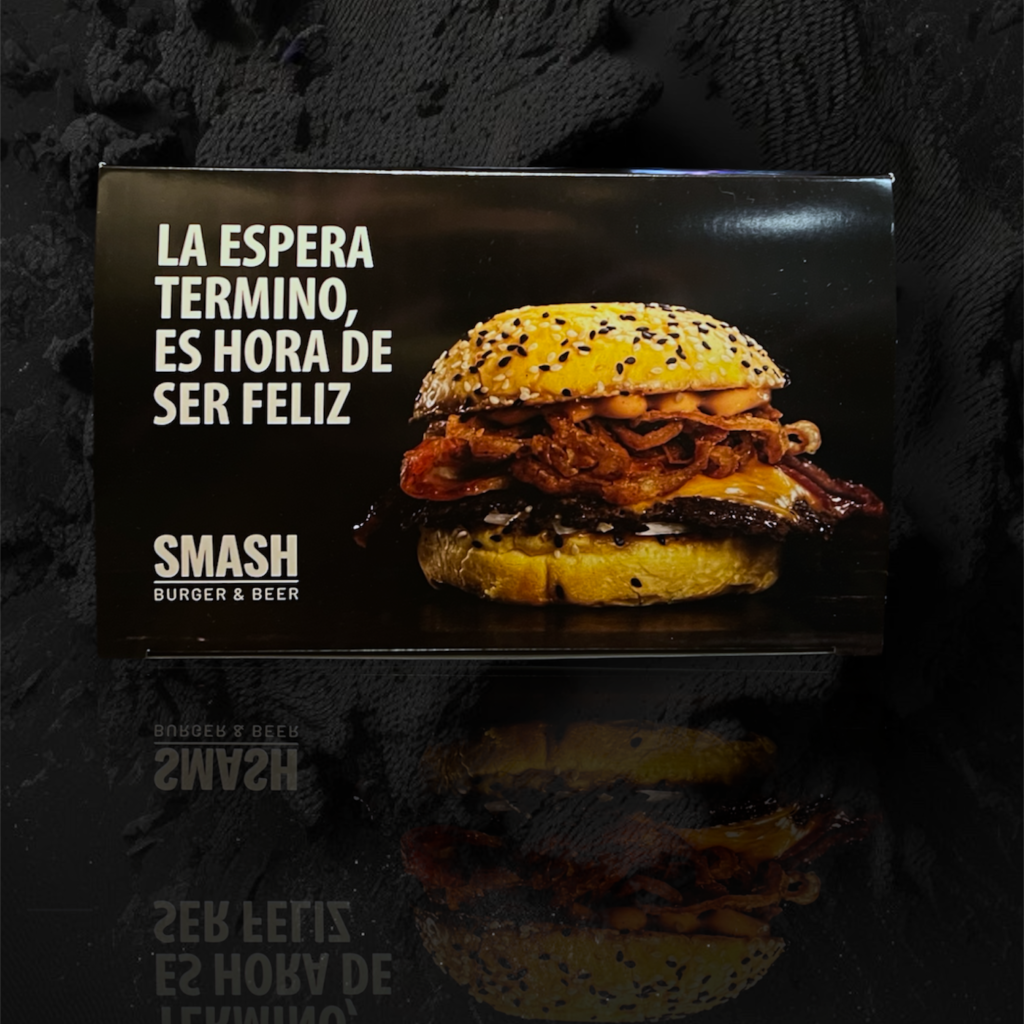 Caja de hamburguesas impresa en full color smash